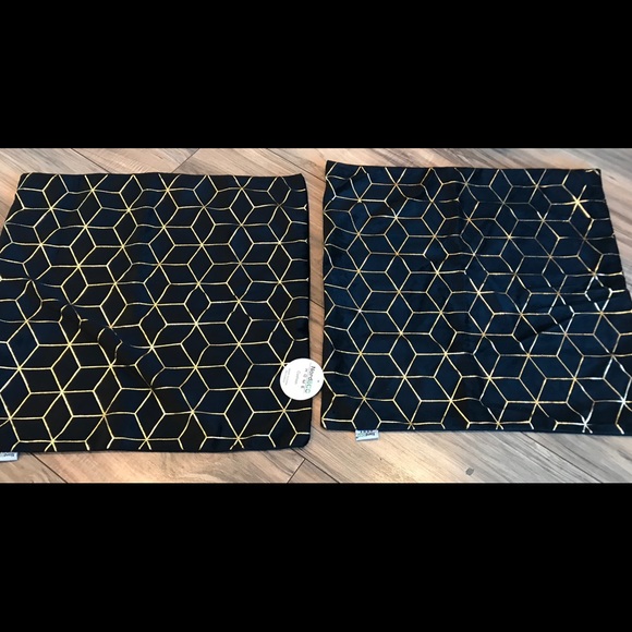 Gold and black decorative pillow covers (2) - Picture 2 of 7
